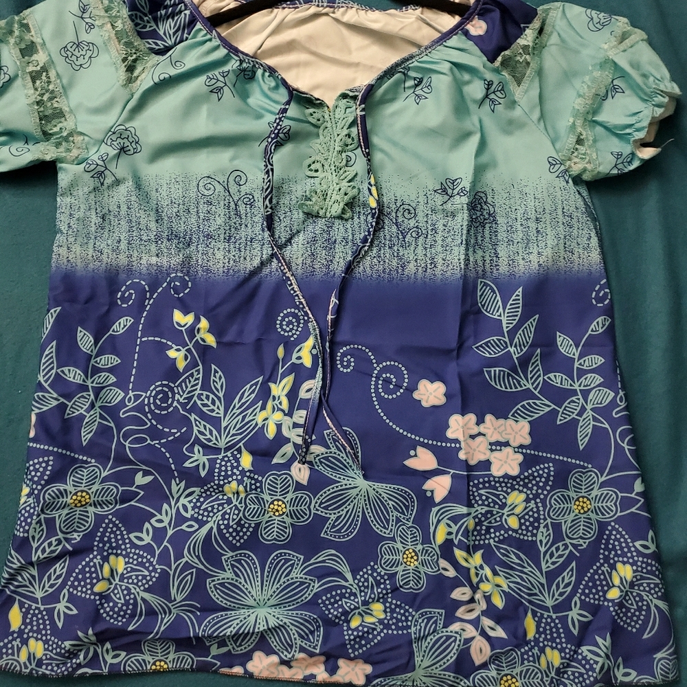 Woman's blouse